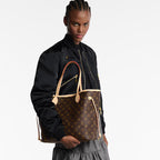 Neverfull MM Monogram Canvas Cerise